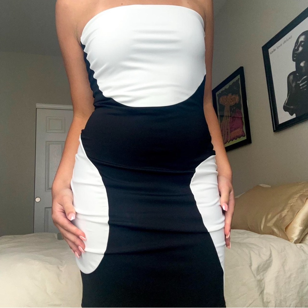 Strapless Black & White Bodycon Dress